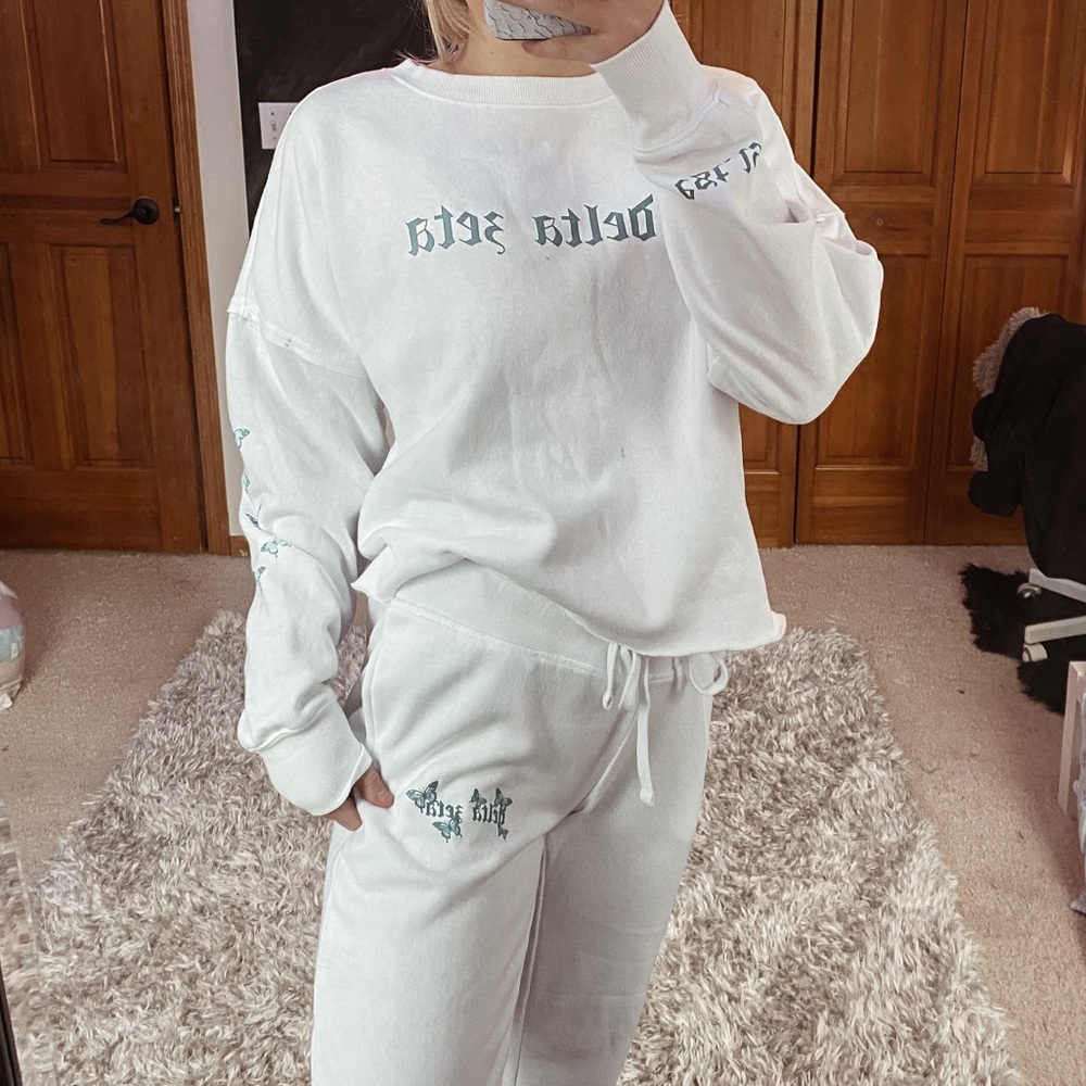 delta zeta sweat set